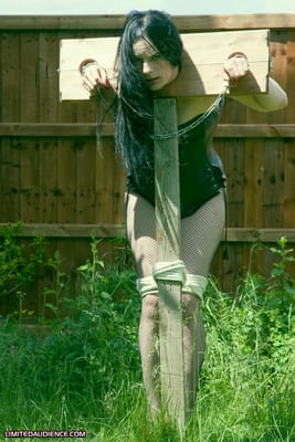 On Public Display 2 – Rebekka Raynor