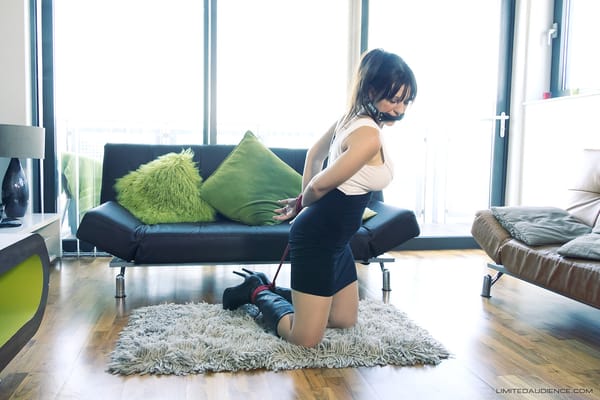 Tied On Rug – Sapphire